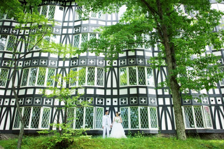 軽井沢白樺高原教会 ホテルグリーンプラザ軽井沢で結婚式 結婚スタイルマガジン 軽井沢白樺高原教会 ホテルグリーンプラザ軽井沢で結婚式 結婚スタイルマガジン
