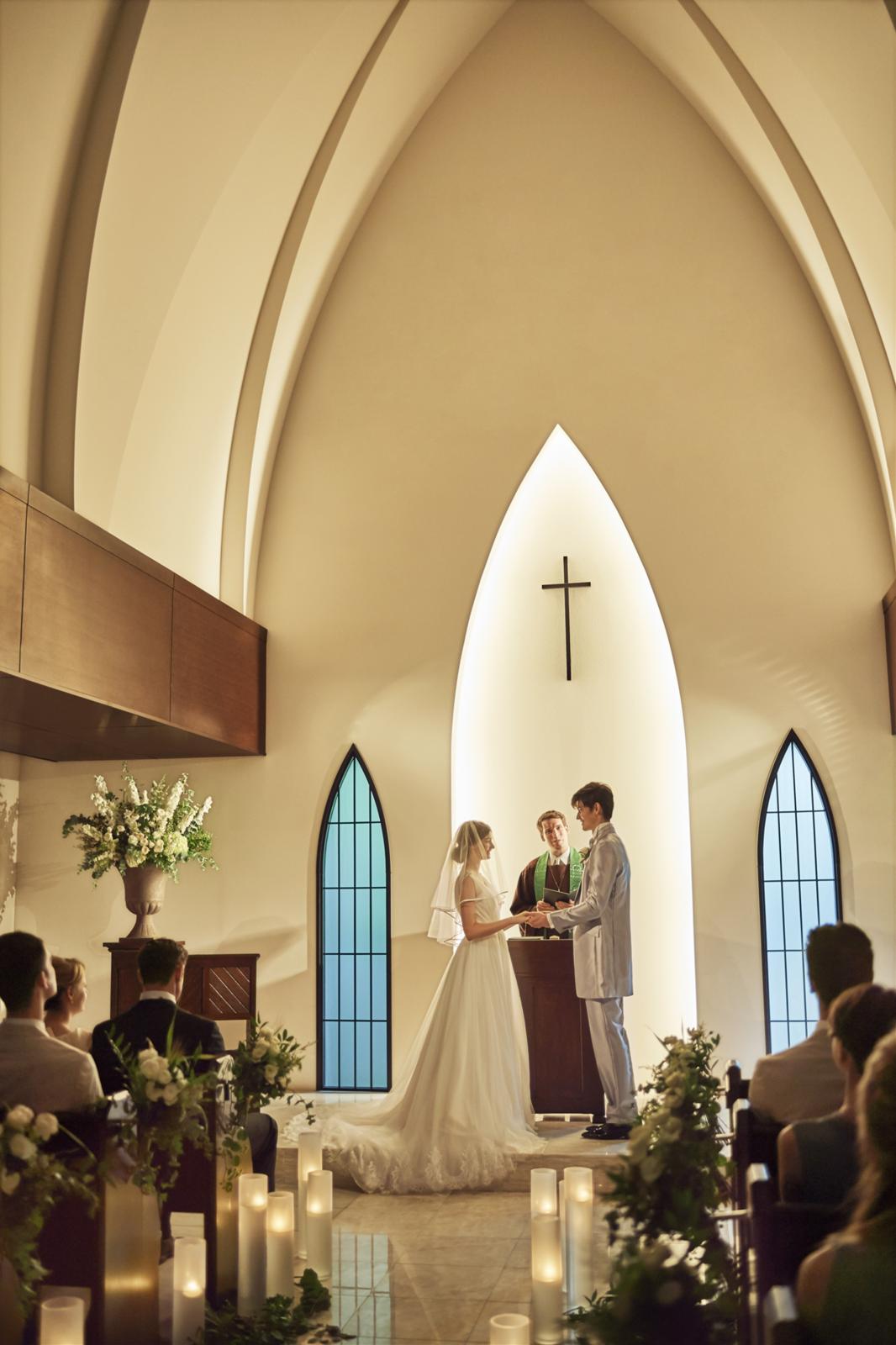 牧師先生との事前カウンセリングにて、おふたりを理解して臨むのでオリジナルのセレモニーが叶う