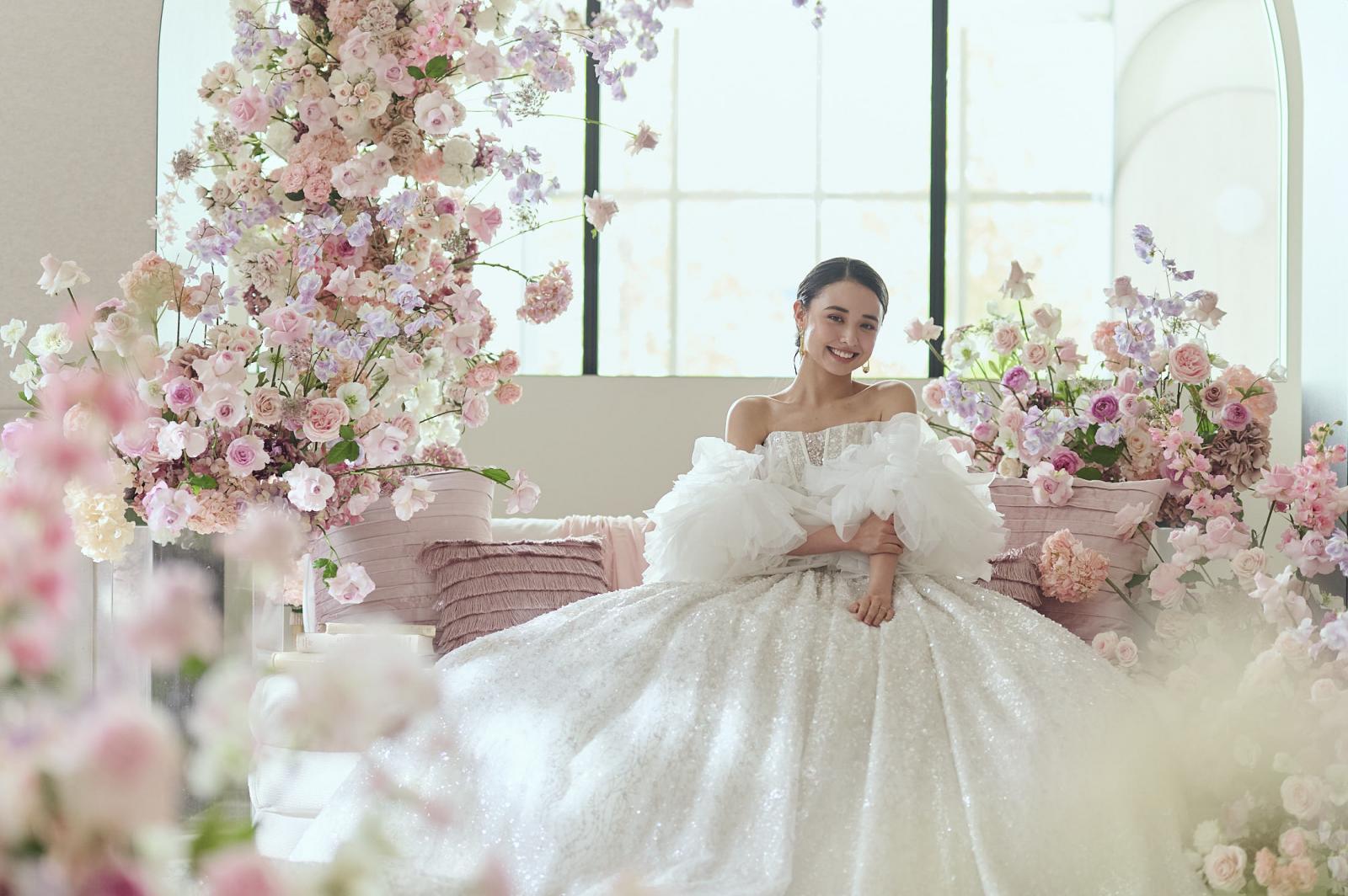 バリエーション豊かなラインナップから運命の1着を