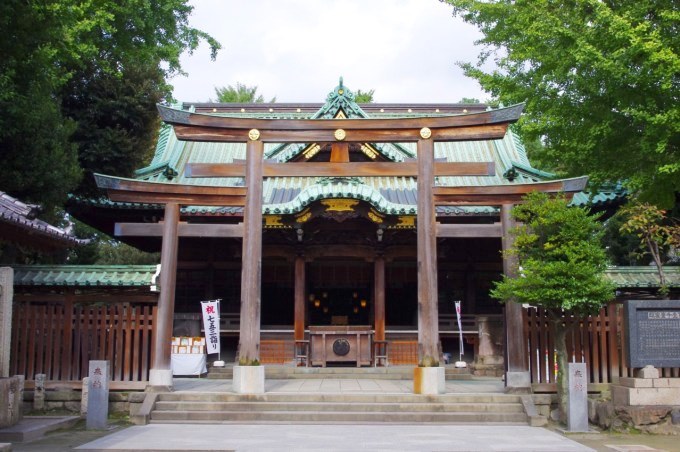 【牛嶋神社】貞観2年（860）創建され、武将源頼朝が寄進した東京屈指の神社
