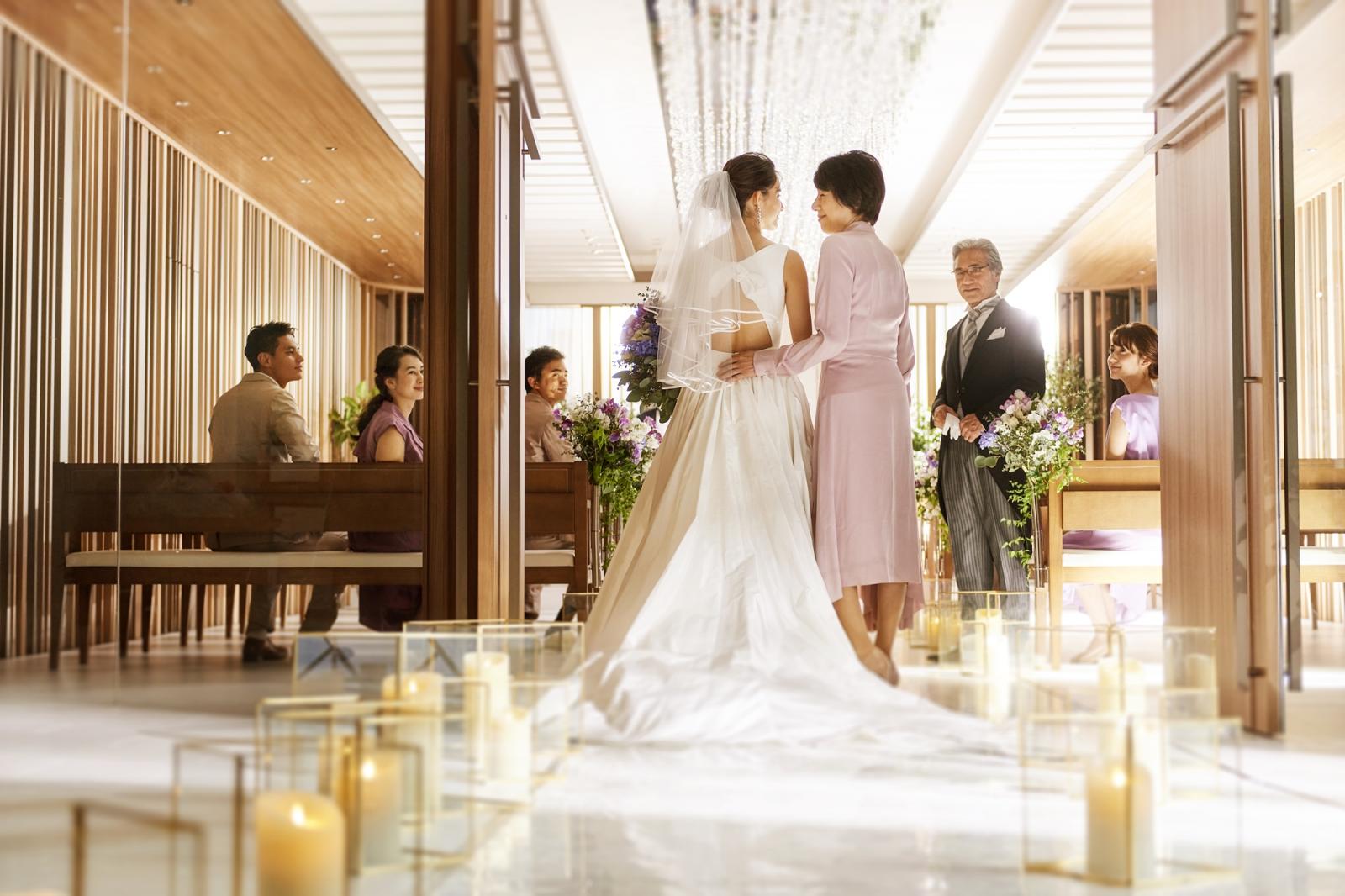 大切に育ててく挙式前には感謝を伝えるショートムービー上映をだれた母と歩むマザーズロード