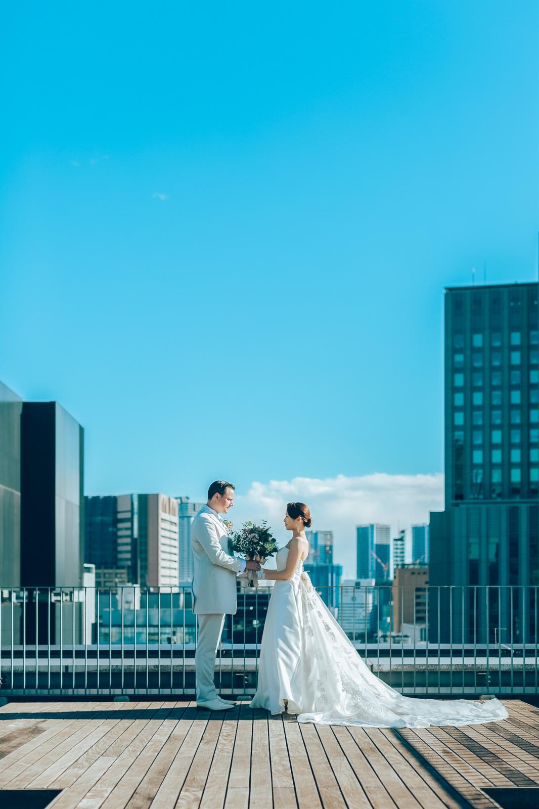 銀座の街並みを見渡せる、開放感あふれる屋上ではフォト撮影が可能