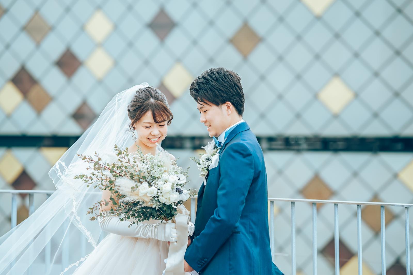 銀座のハイブランドは建物の外観も素敵だから、背景にしても画になると好評