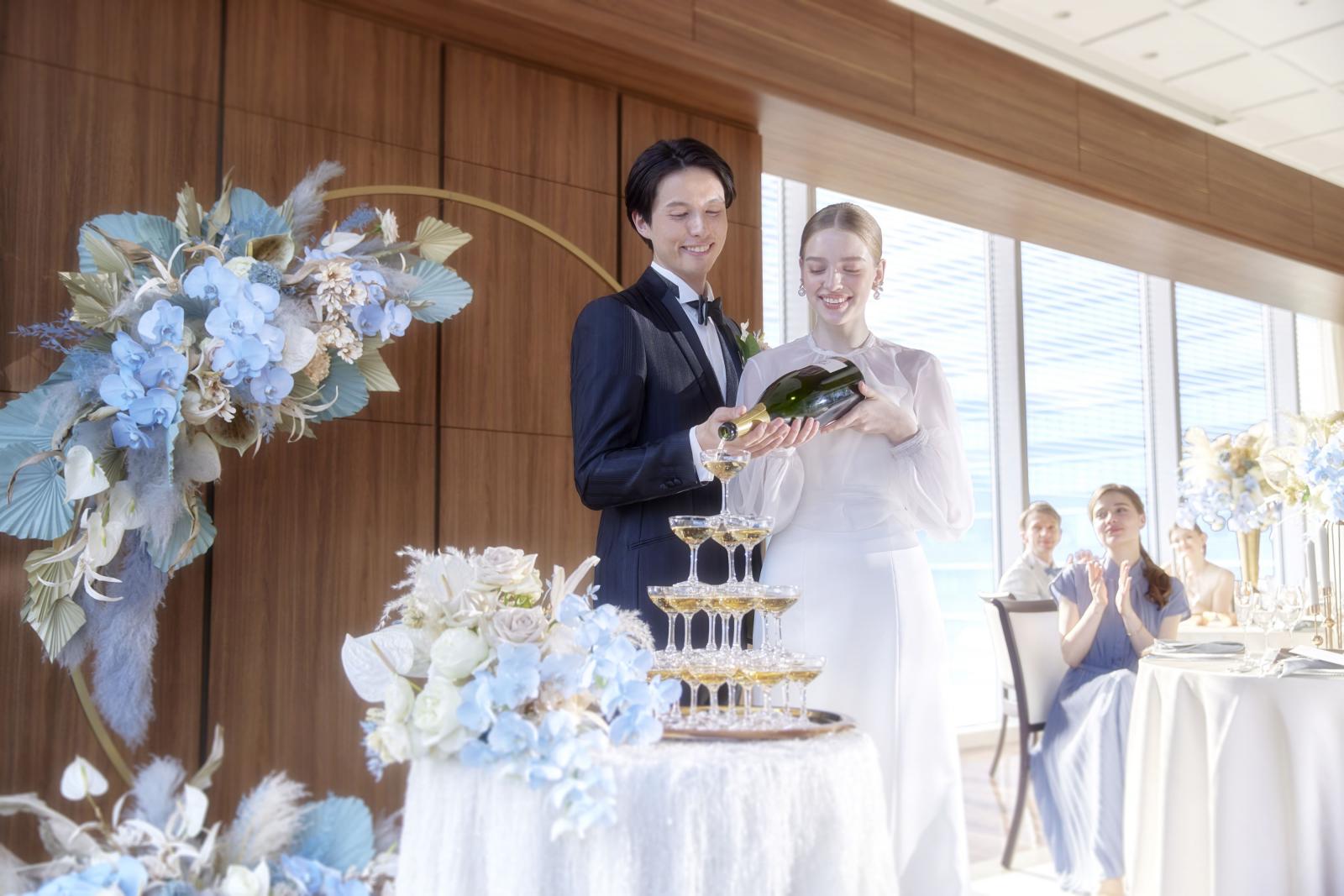 パーティを華やかに演出する「シャンパンタワー」
