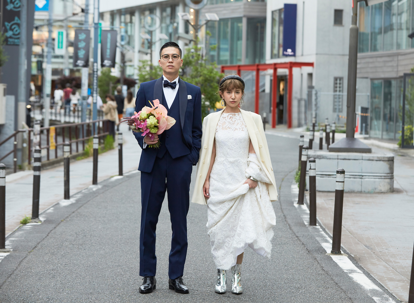 ＃キャットストリートブライズ ＃ジャケット＃シルバー ＃ショートブーツ ＃カチューシャ