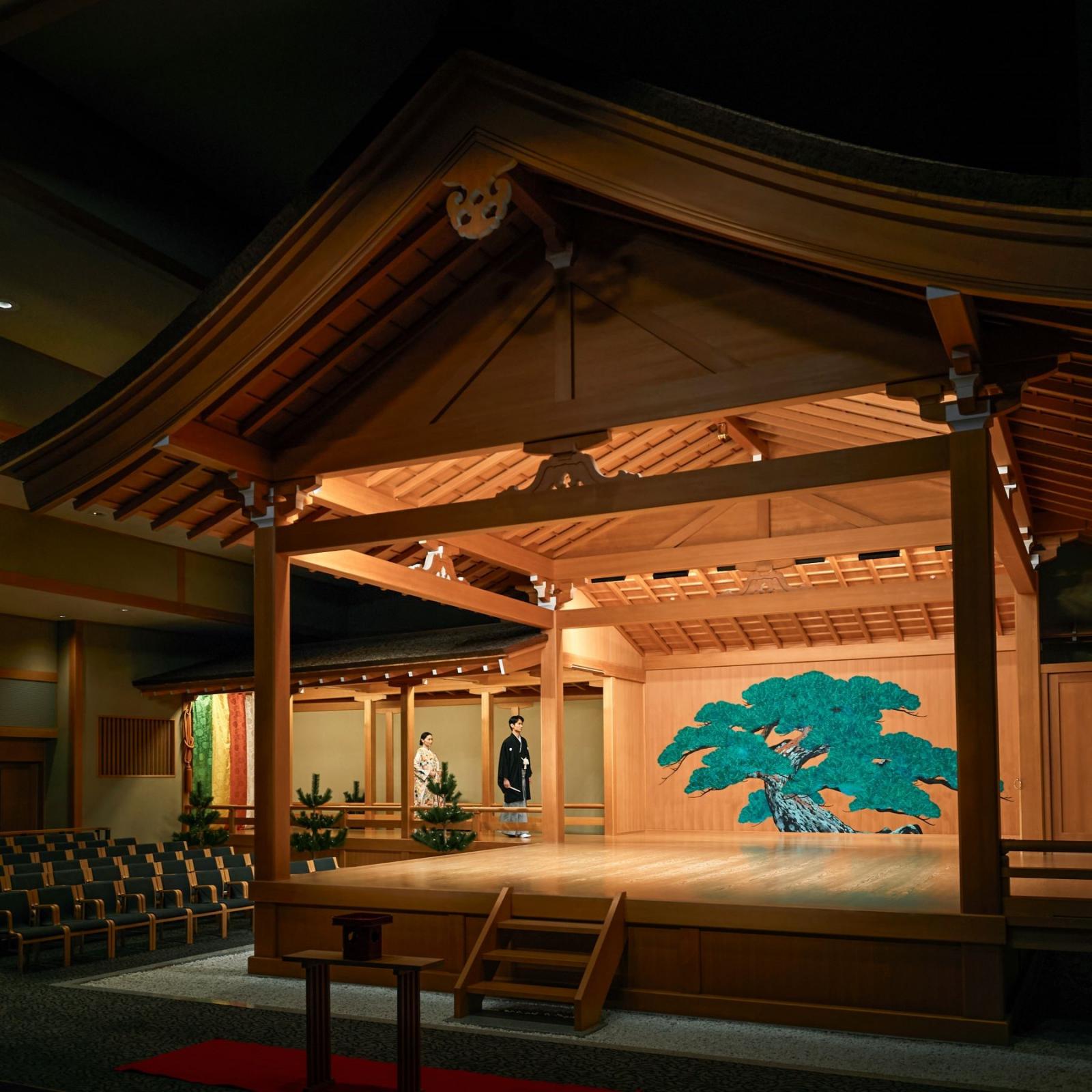 日本の伝統・文化を重んじ、情報発信の地として建てられたセルリアンタワー。そのコンセプトの象徴が能楽堂