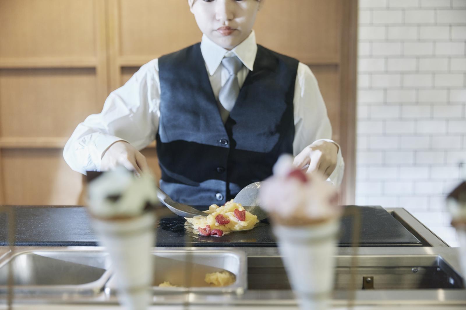 お好みで選べるストーンアイスのおもてなしがゲストに好評