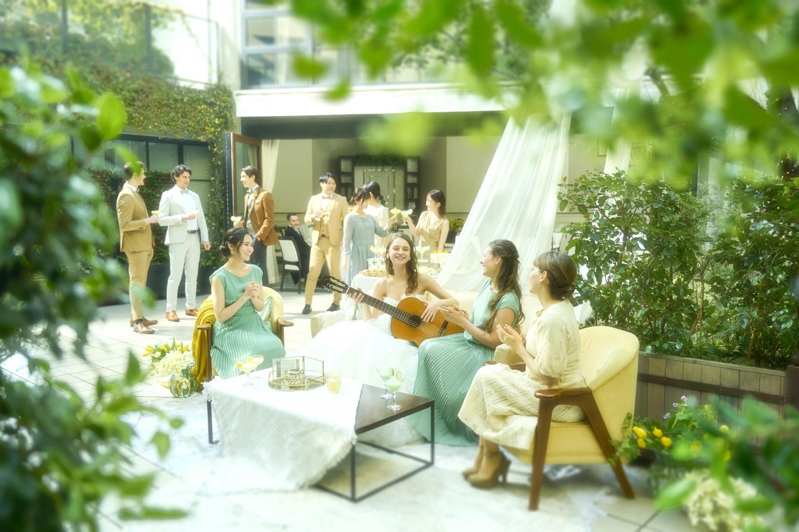 陽光あふれるガーデンはいたる所がフォトスポット