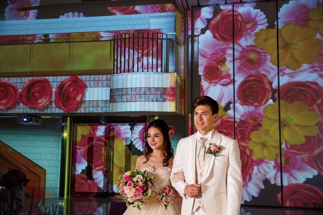 【プロジェクションマッピング】ウェディングのテーマに合わせて迫力のある演出を。