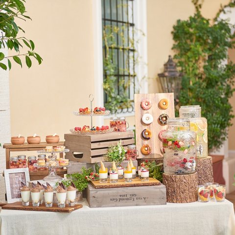 フルーツドリンクやドーナツなど少しカジュアルなスタイルも人気