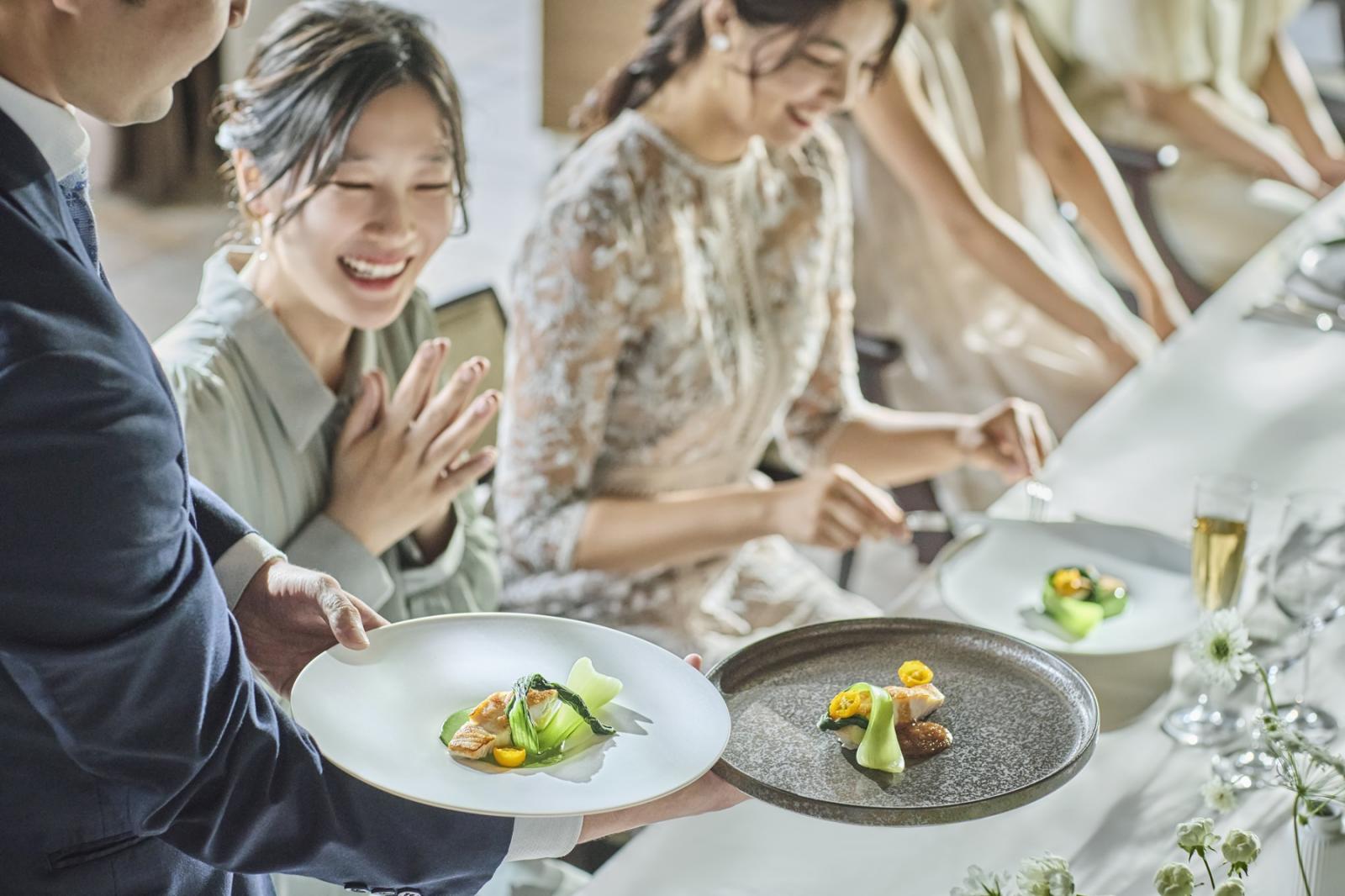 ゲストが結婚式当日に和洋選べるチョイスメニューが大好評