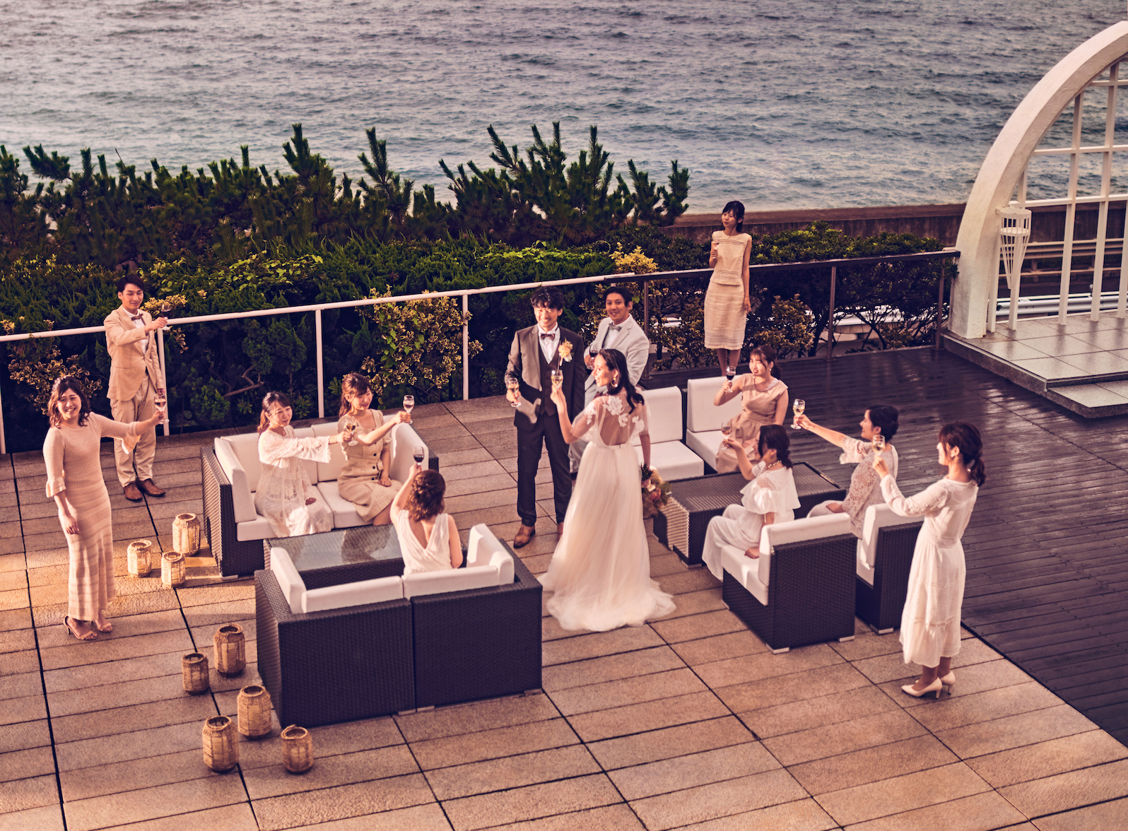 どこまでも続く水平線と夕日を眺めながら過ごすかけがえのない1日