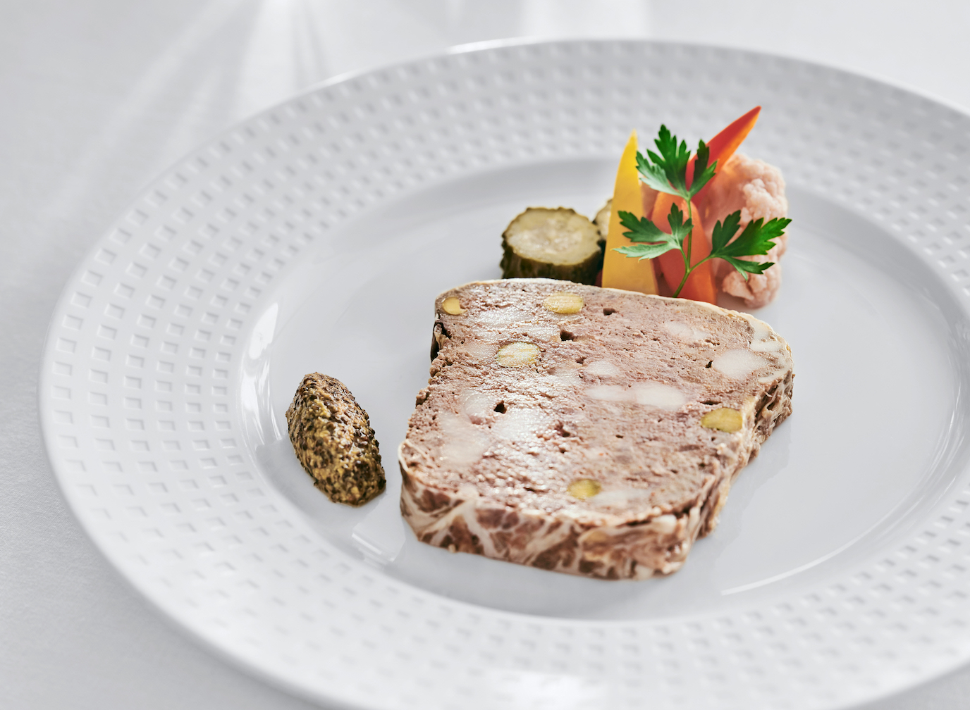 おふたりの門出を祝うハレの日の特別なお料理を