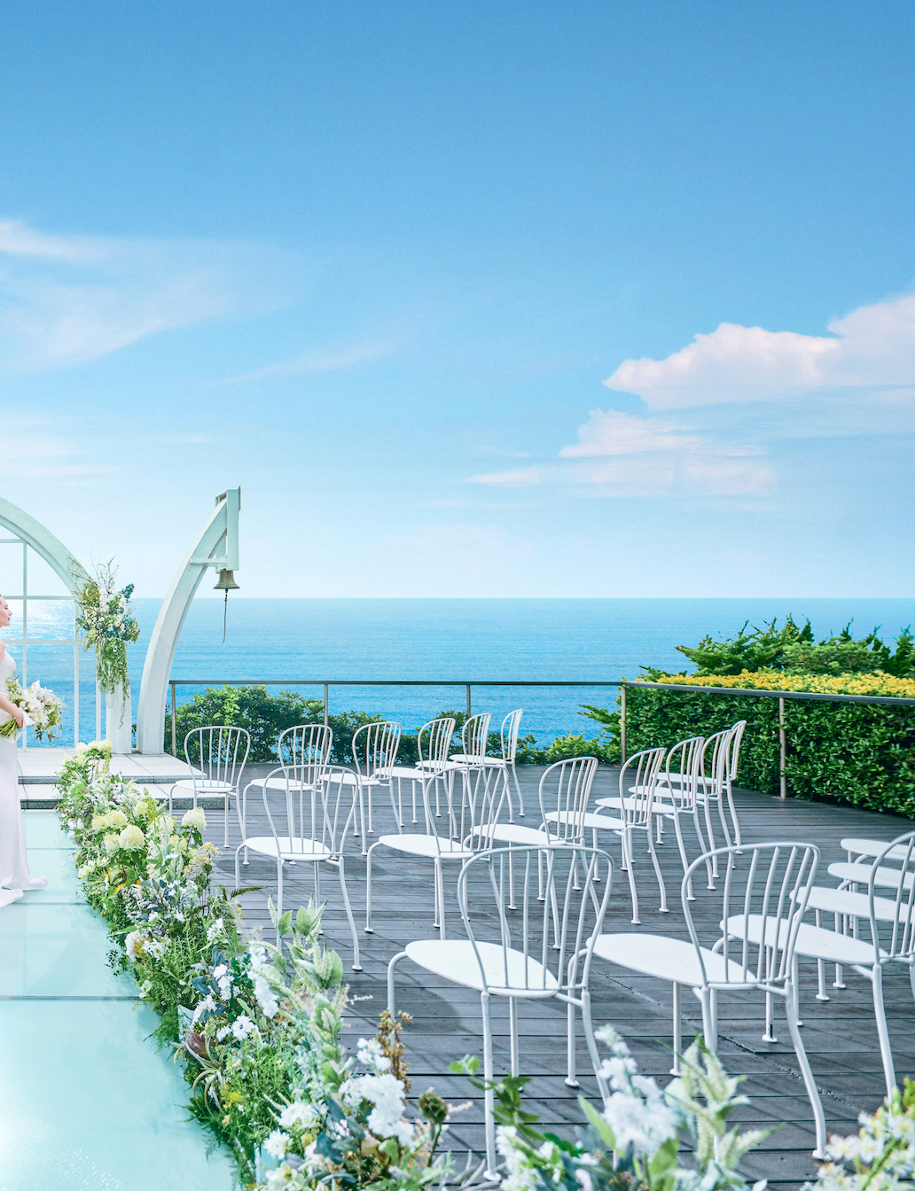 開放的な空間でゲストと過ごす大切な誓いのひと時