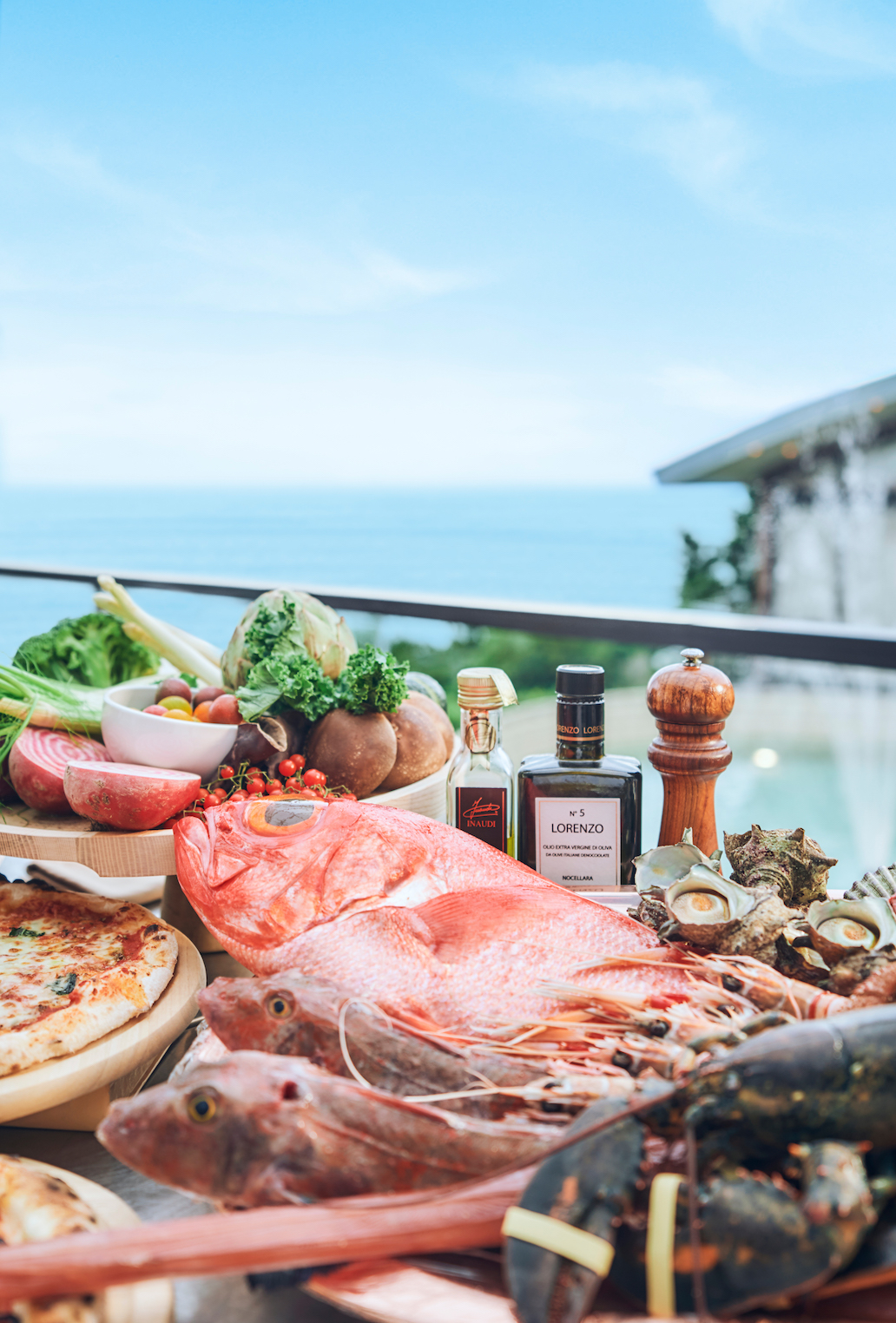 季節ごとに移り変わる旬の食材を、シェフ自ら吟味