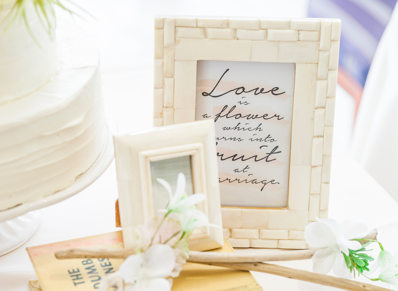 カトラリー・キャンドル・卓上小物まで、多彩なラインナップをご用意