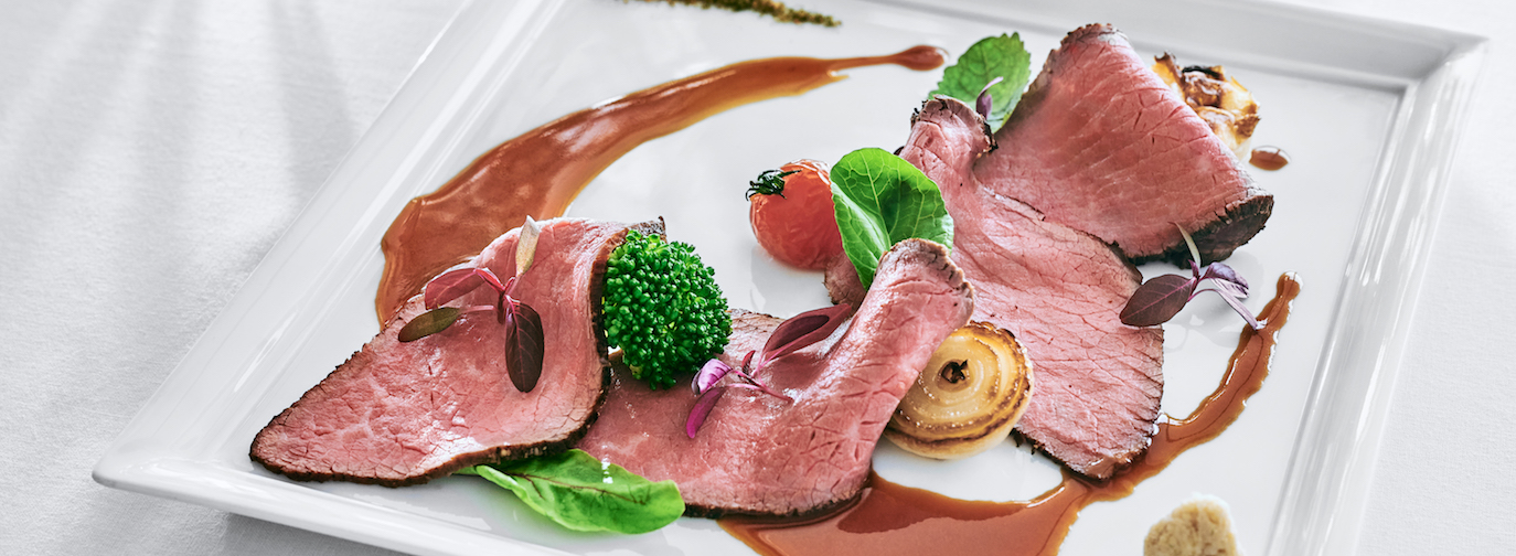 「結婚式後も何度でも足を運んでいただきたい」という想いで作られた特製のウェディングメニュー