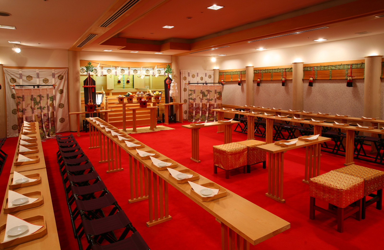 縁結びの神様として名高い、出雲大社の神様をお祀りしています