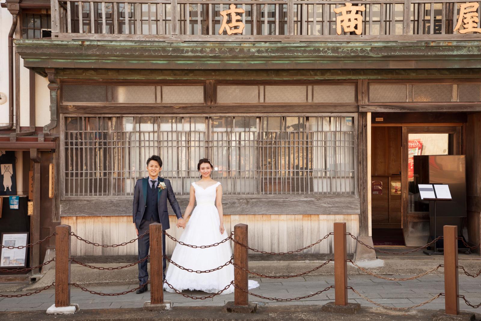 香取神宮での挙式後にはゆったりフォト撮影も。