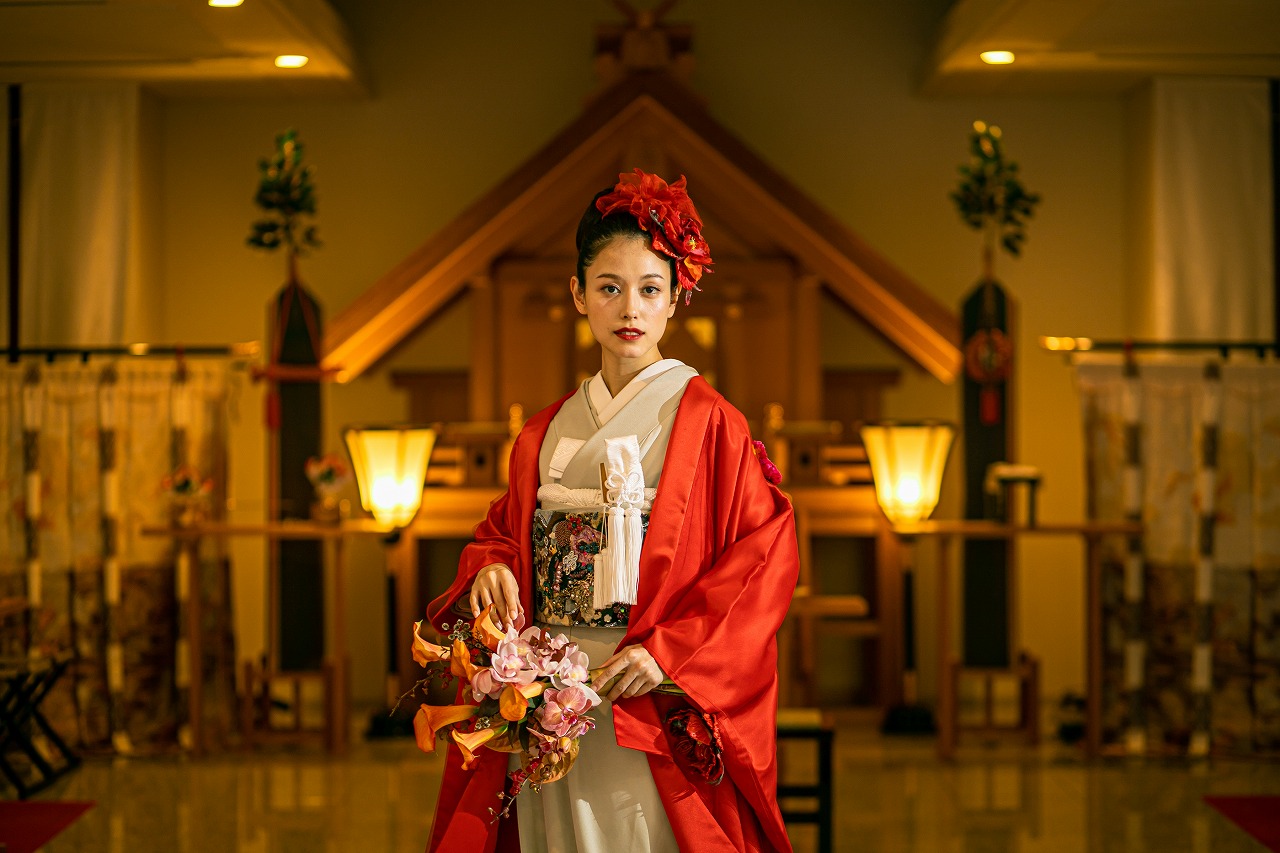 本物の日本の結婚式。大人のムードと凛とした雰囲気の中、家族親族と共に両家が家族になる日を迎えたい！！