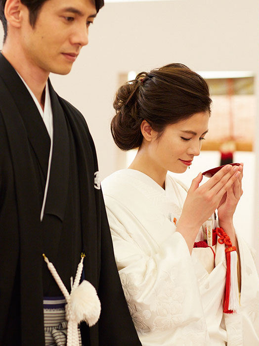 本物志向のおふたりも納得の、本格的な神前式がかなう。