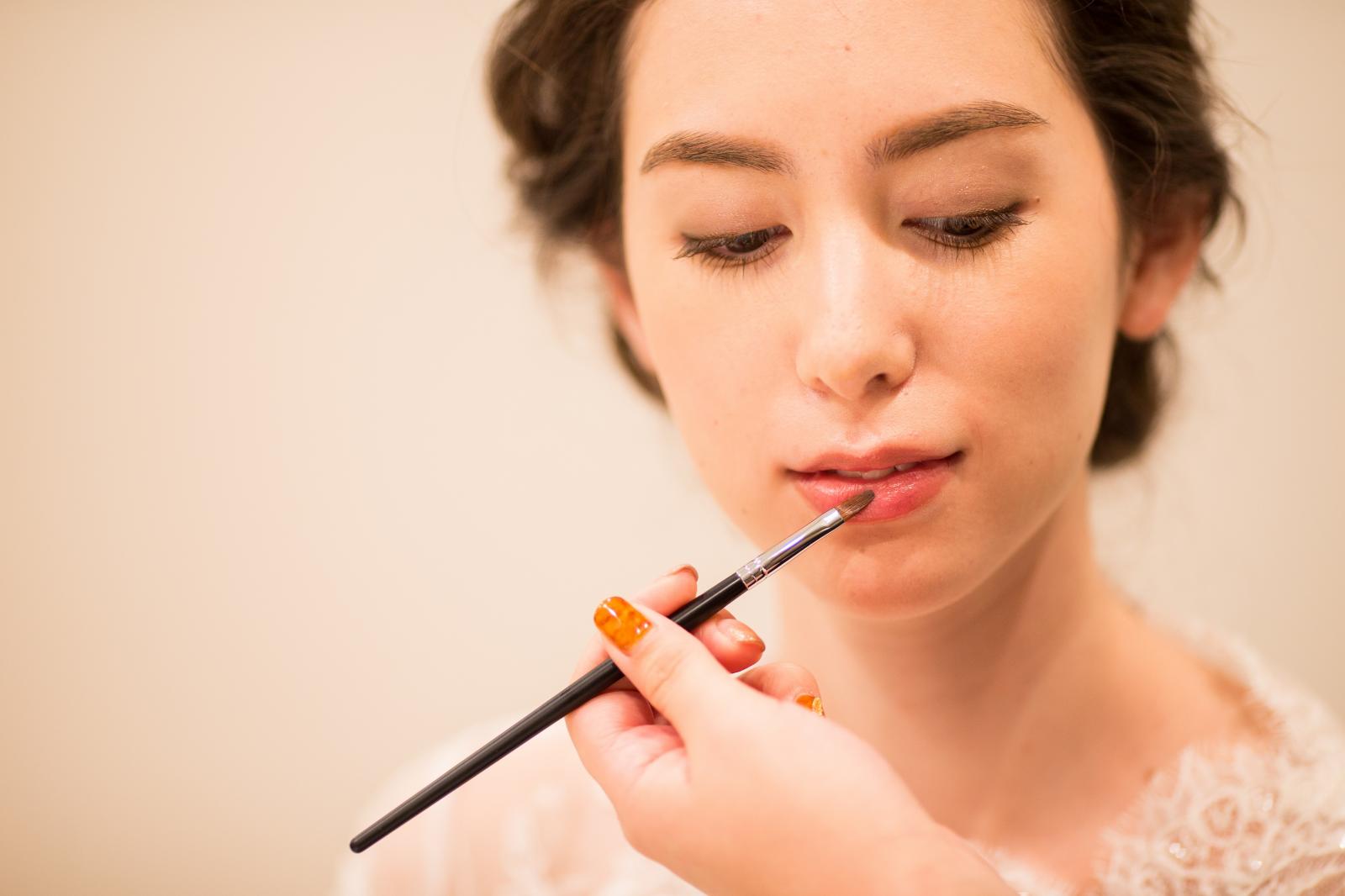 特別な日を、美しい素肌と笑顔でお迎えいただくために。