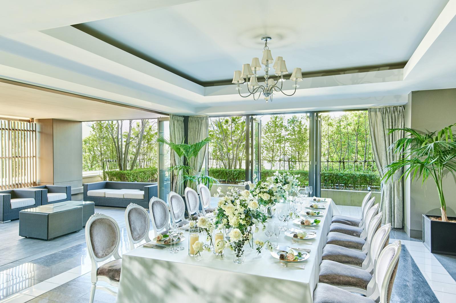 貸切個室の「フォーシーズン」で会食