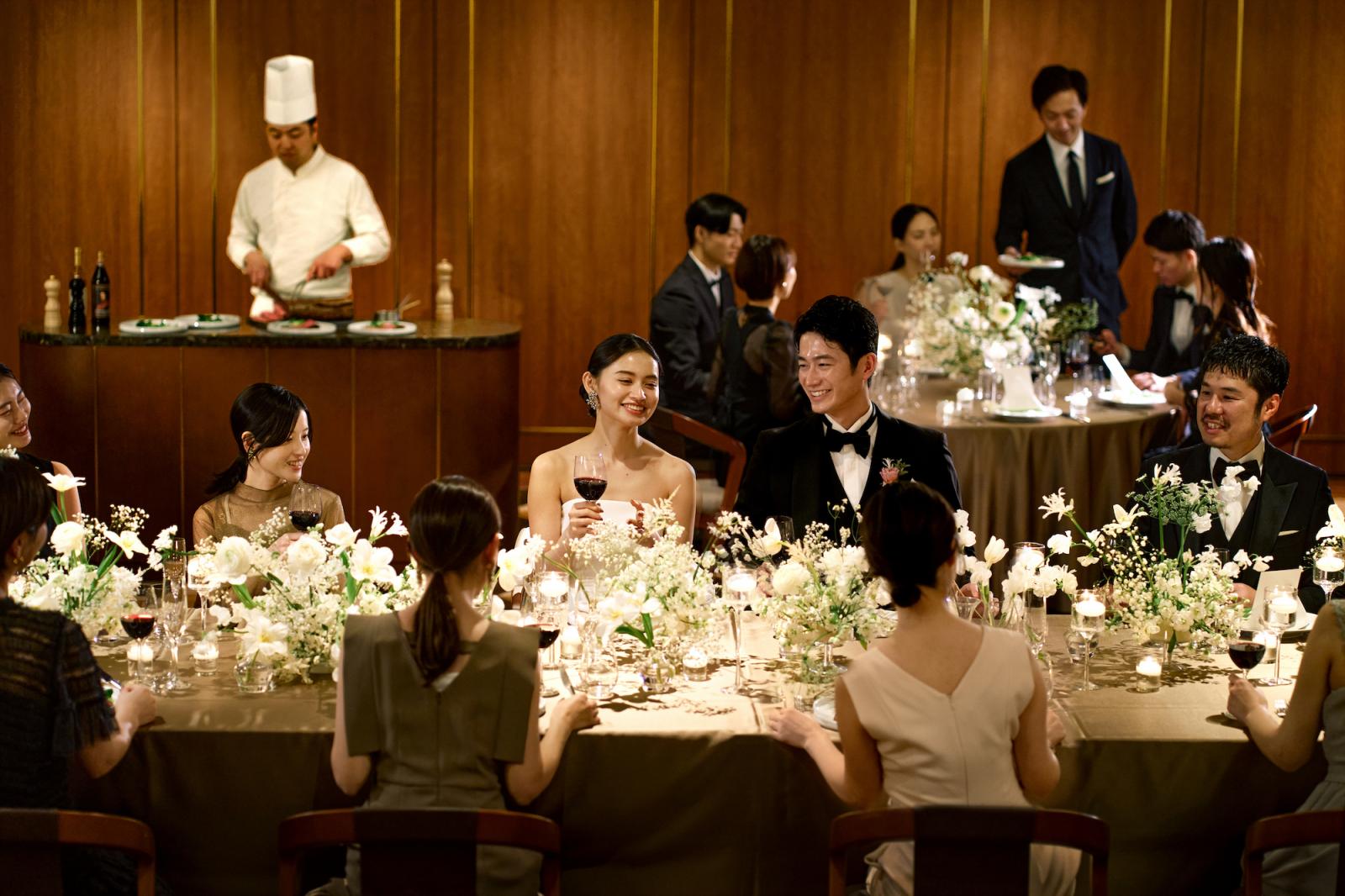 主役のふたりもゲストとの会話を楽しんで