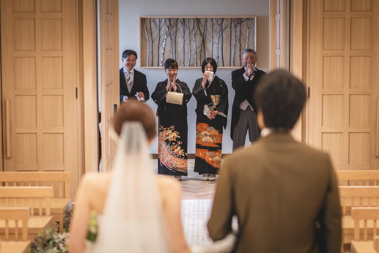 目が合った瞬間、これまでの時間がすべて込み上げる。