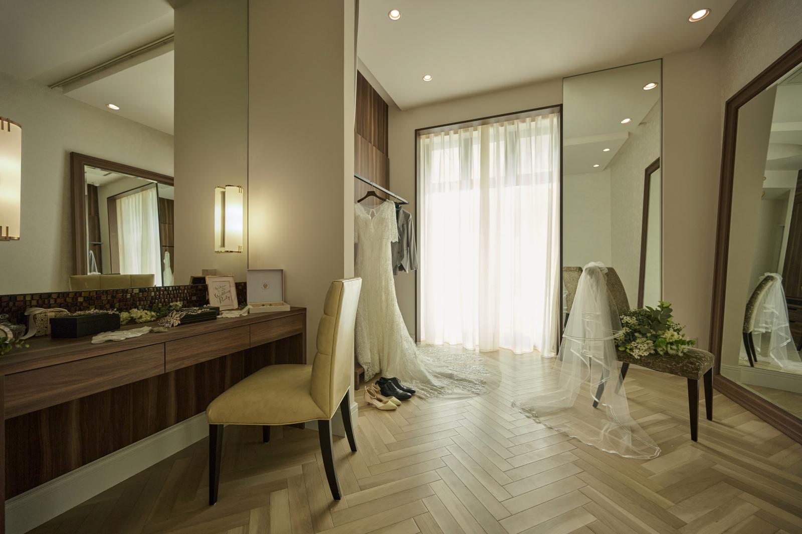 ゆったりとしたブライズルーム。