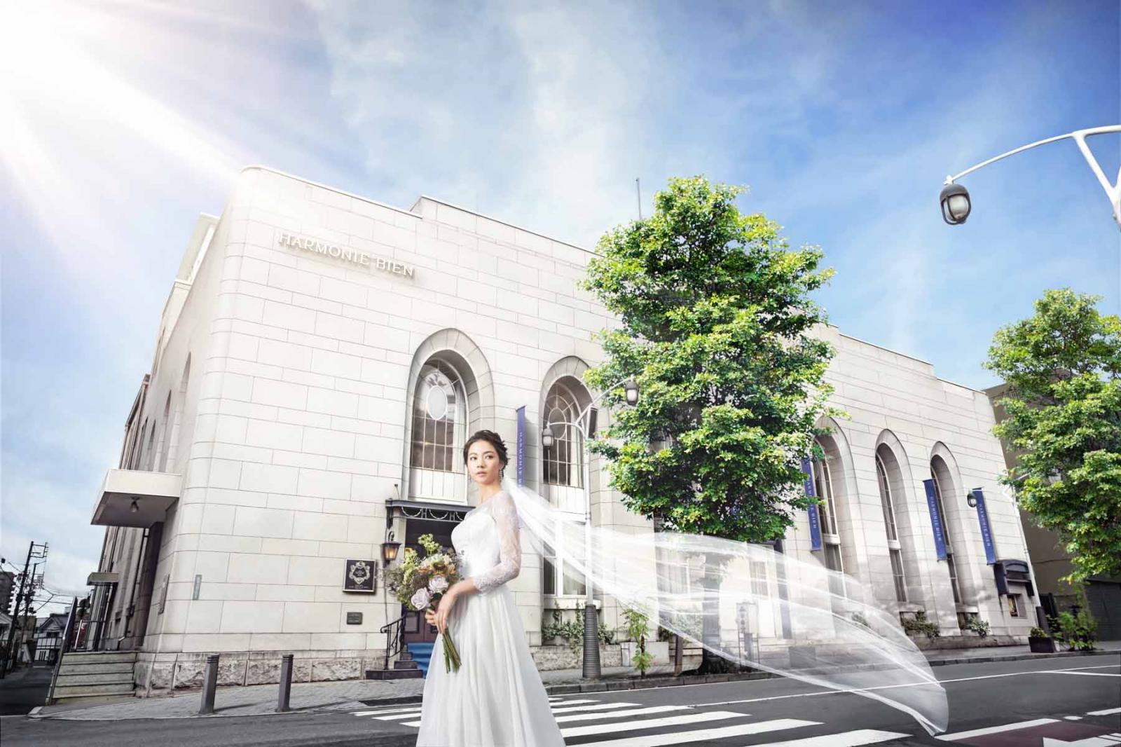 80年前からこの地に腰を据えるアルモニービアン。