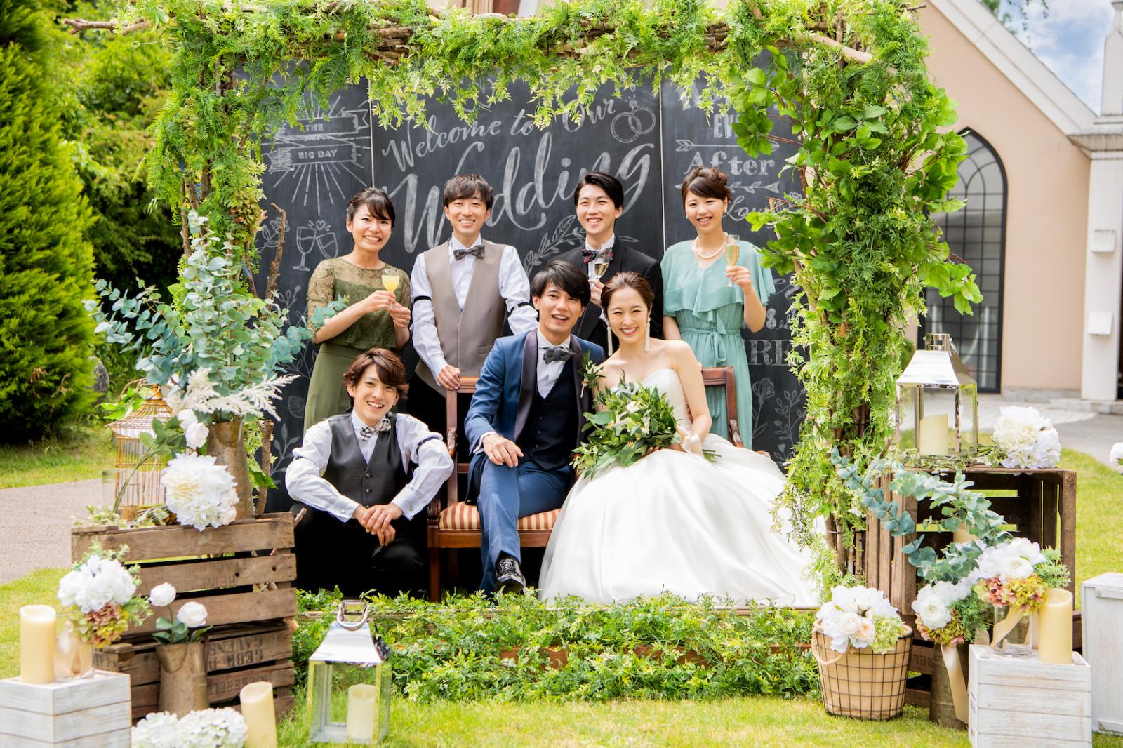 天然芝のガーデンも貸し切り