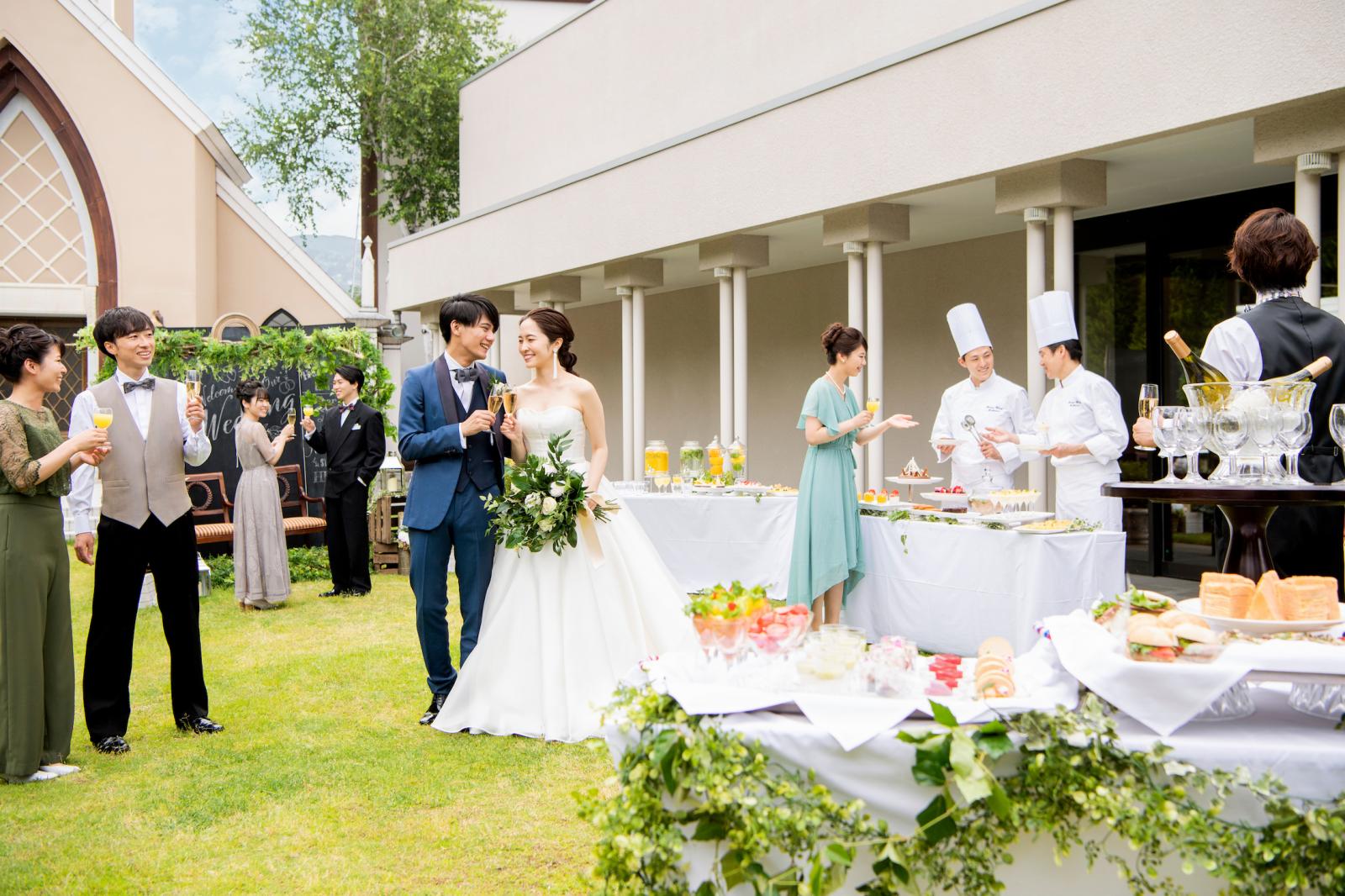 デザートブッフェやアフターセレモニーを楽しめる