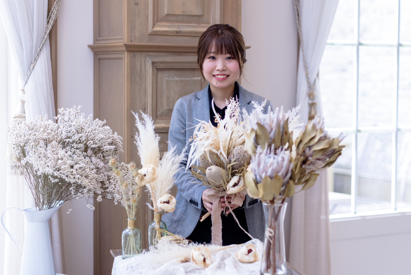 お二人の夢見た一日を、お花の彩りでお手伝いさせて頂きます。（フラワーデコレーター）