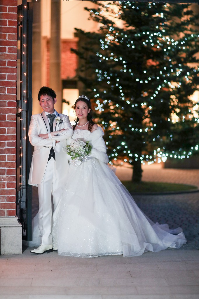 キャンドルやイルミネーションで彩られたナイトパーティーが大人気