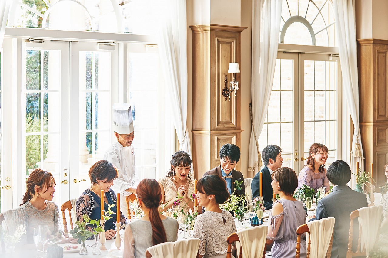 ゲストとゆったりと会話をしながらお料理を楽しんで