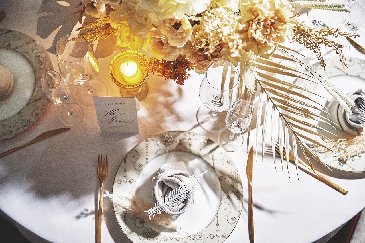 キャンドルを並べて大人コーディネートに