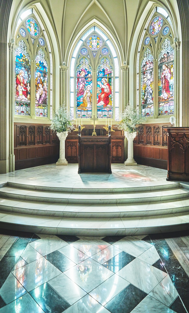 歴史が息づく本物の大聖堂