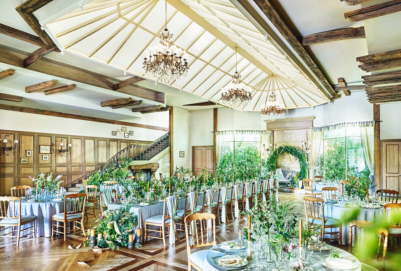 自然光が差し込むリラックス空間でアットホームなパーティーを