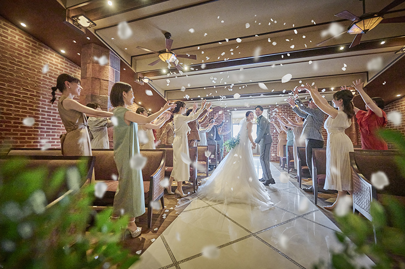 チャペルでは、おふたりの想いに合わせて様々なオリジナルな演出をカタチにしていただけます。