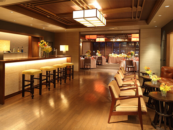 種類豊富なメニューからお好みのドリンクを振る舞ってゲストをおもてなしいたします