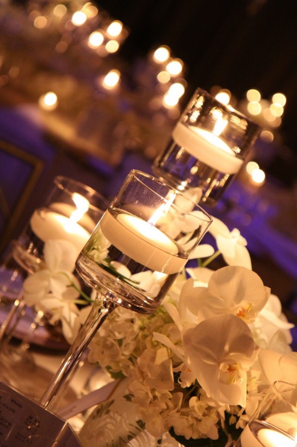 キャンドルウェディングも人気演出