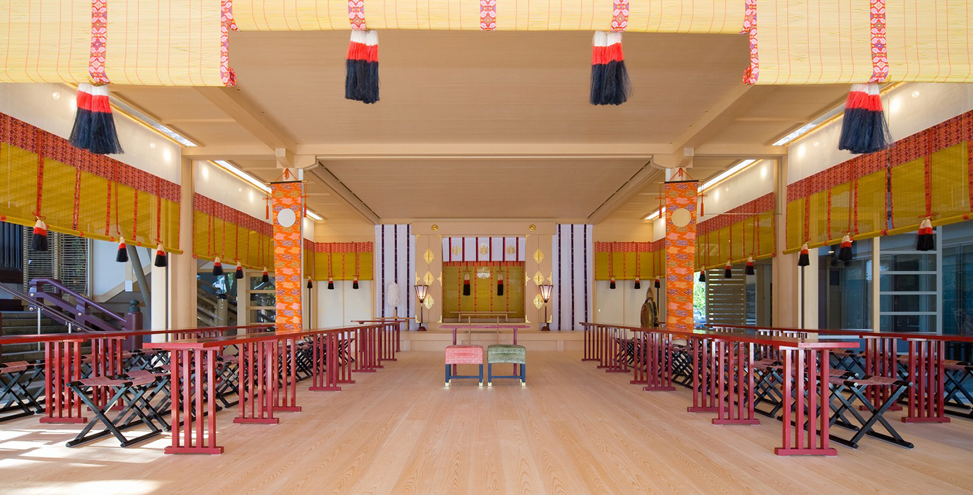 挙式会場：神楽殿内