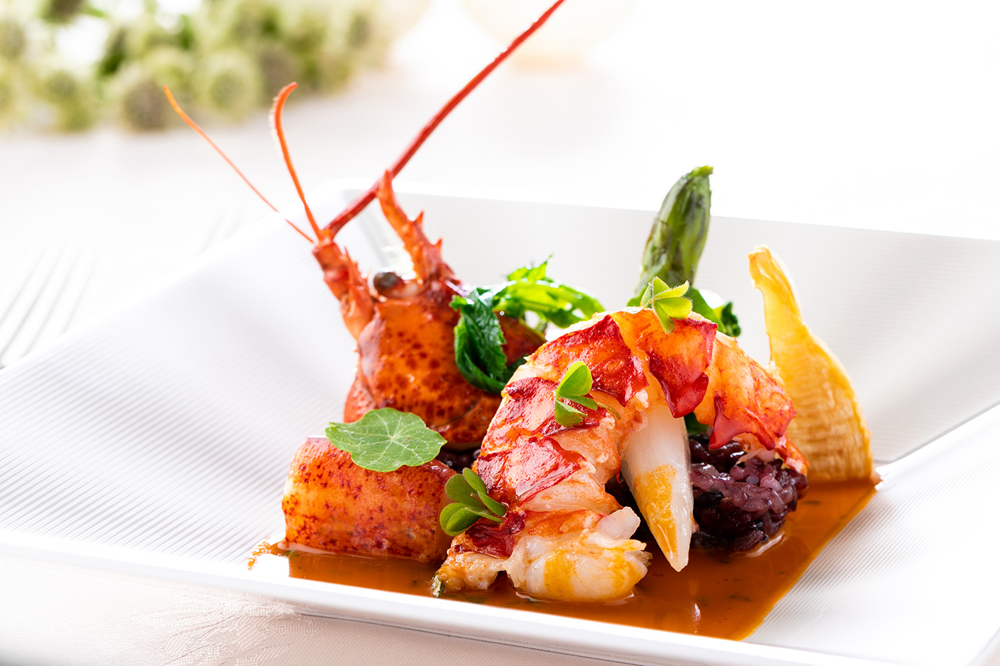 活オマール海老のエチュベ