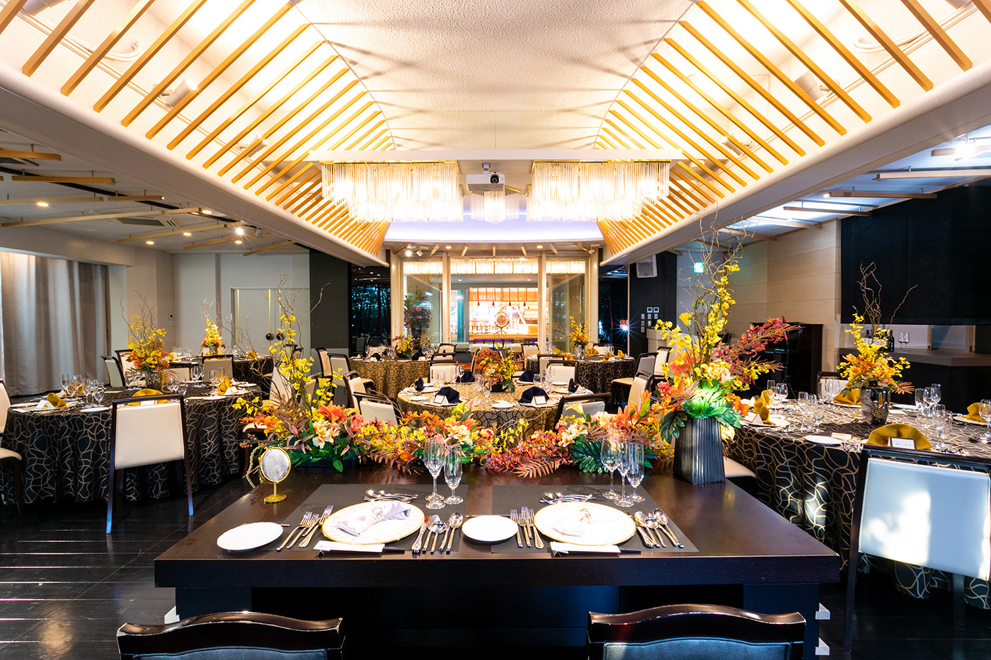 円卓着席パターン（〜40名）