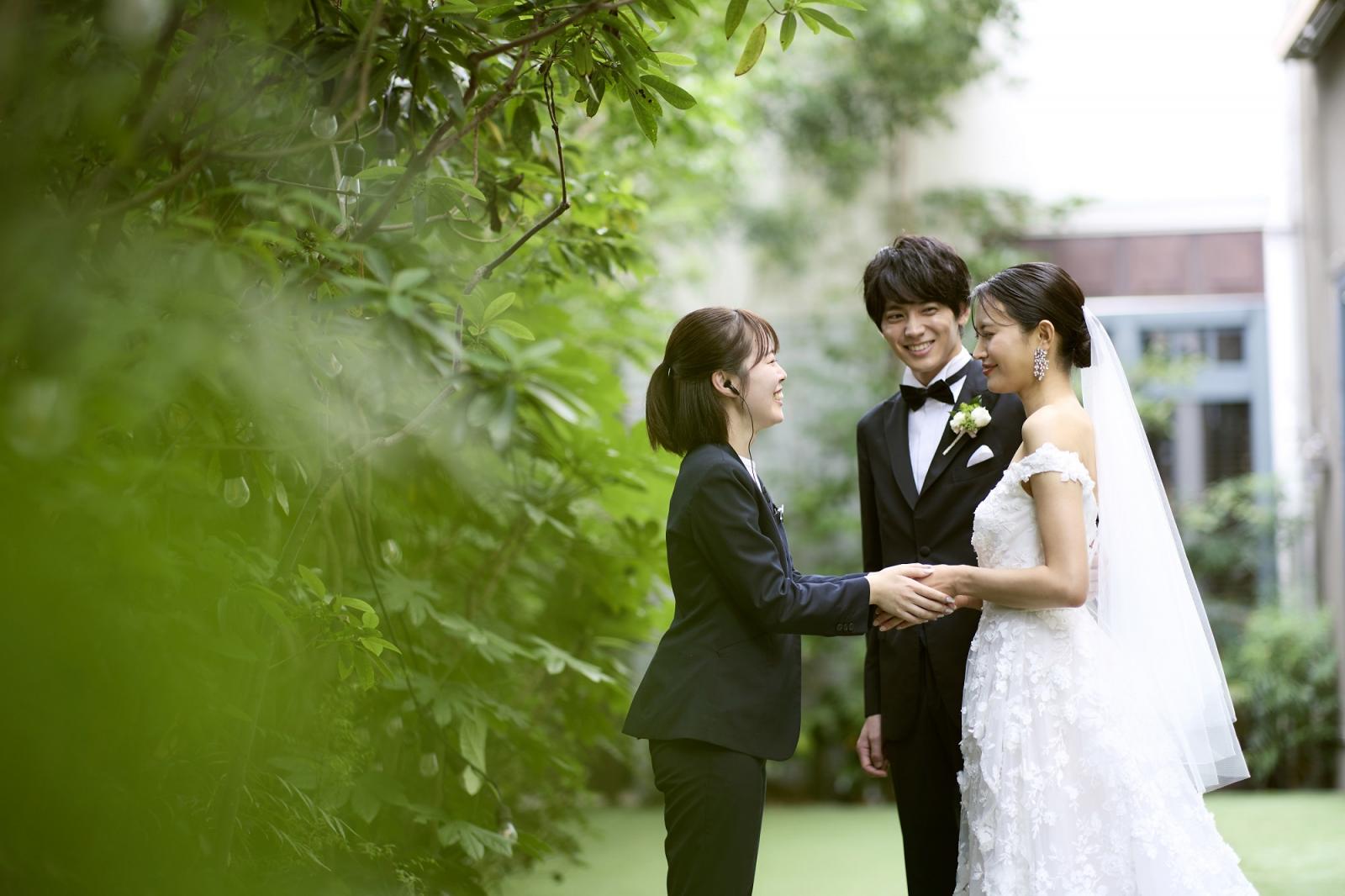 会場見学～打ち合わせ～結婚式当日まで一貫してひとりのプランナーがサポート。打ち合わせも回数無制限！