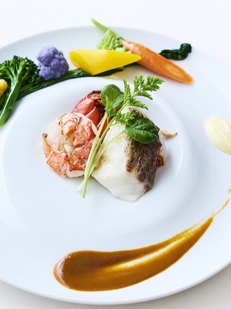 季節ごとにメニューを一新。料理長と打合せをして、オリジナルメニューを作ることもできる