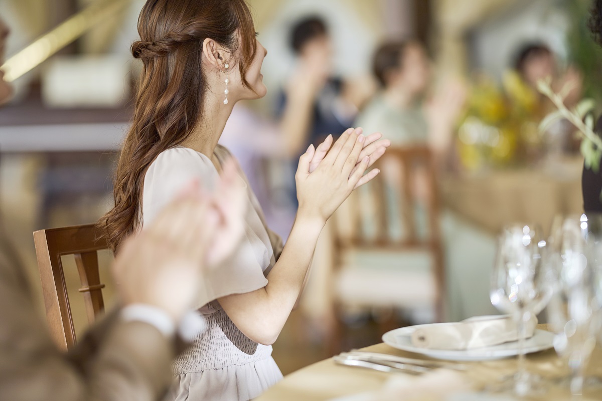 ゲストの祝福を近くで感じられる幸せな空間