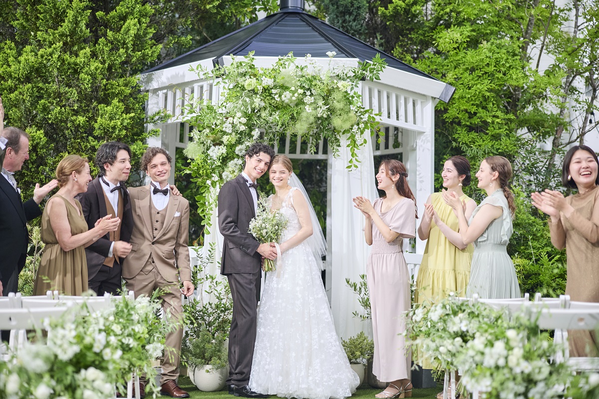 広大なガーデンがセレモニーの舞台に