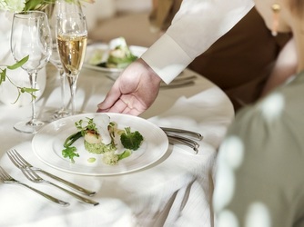 フレンチを味わいながら、ゆったりと過ごす贅沢なひととき